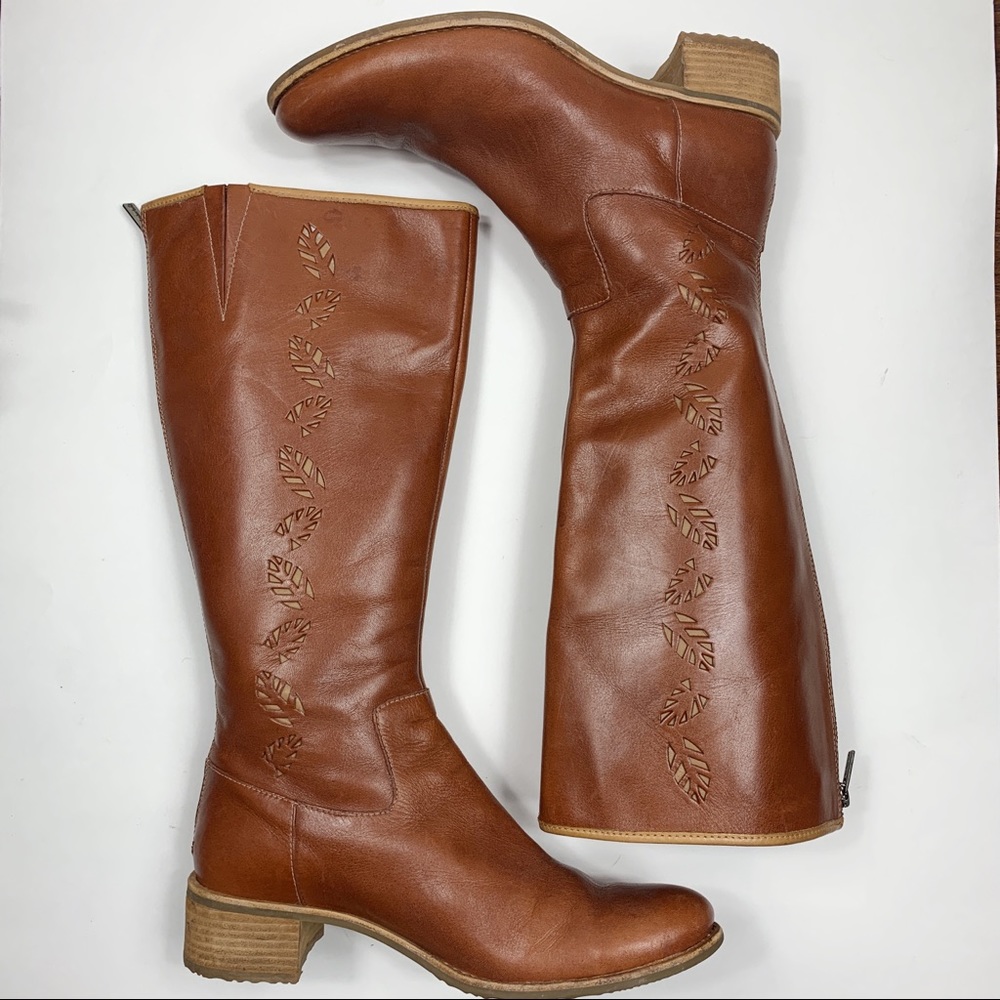 Timberland tall leather riding boots flora cutout